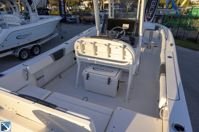 New 2024  powered Robalo Boat for sale